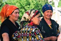 Женщины в посёлеке Каранкуль