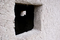 Окна в глиняном доме
