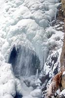 Природа Киргизии - Водопад зимой