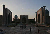 Самарканд. Вечерний Регистан